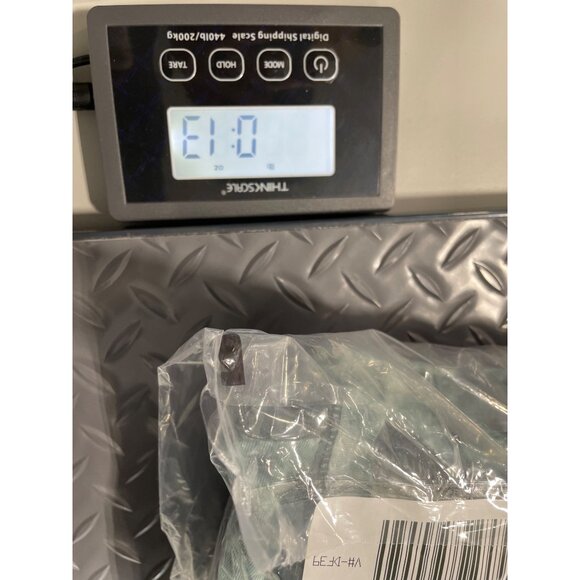 Cuddl Duds Tee and Bermuda Set Men Small Crewneck Short Sleeve Green Tie Dye NEW - Picture 8 of 8